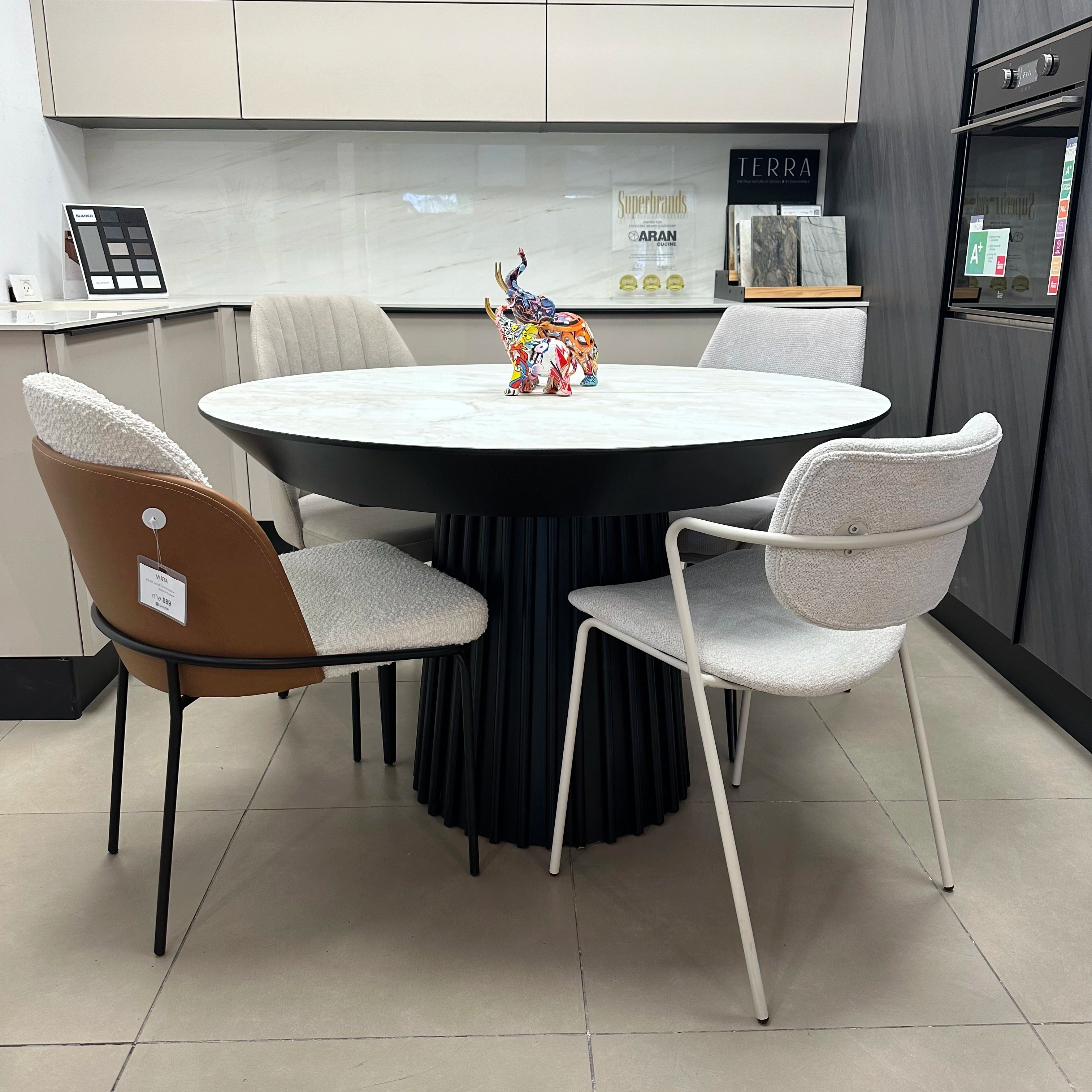 שולחן פינת אוכל דגם וגאס - Vegas